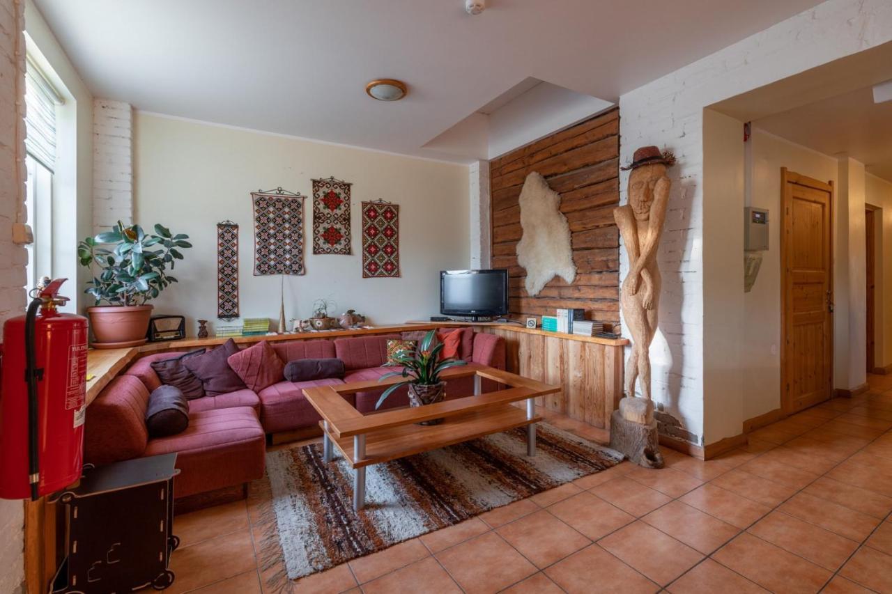 Oitme Hostel Eksteriør bilde